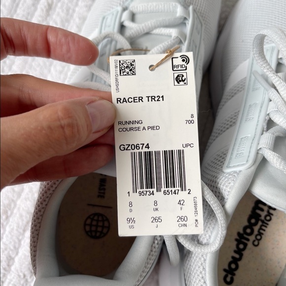 NEW Adidas Racer TR21 Cloudfoam Running Shoe Womens Size 9.5 NWT - Picture 4 of 5